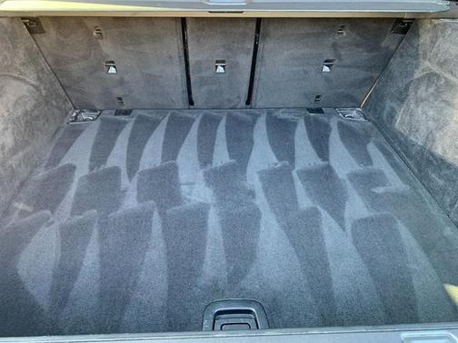 Black Sapphire Metallic 2023 BMW X5 xDrive40i