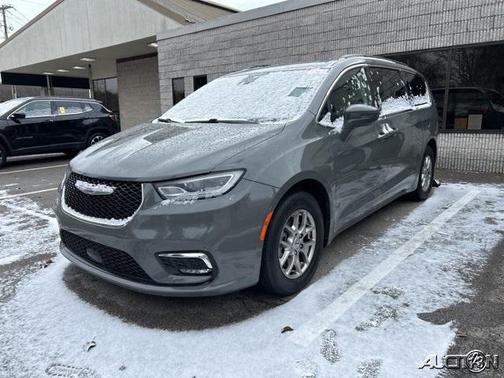 2021 Chrysler Pacifica Touring