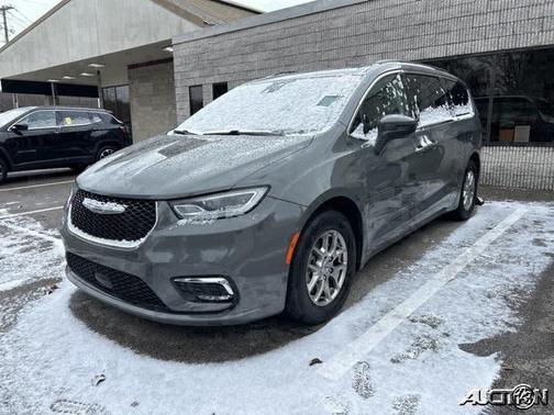 2021 Chrysler Pacifica Touring