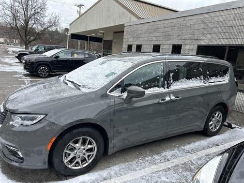 2021 Chrysler Pacifica Touring