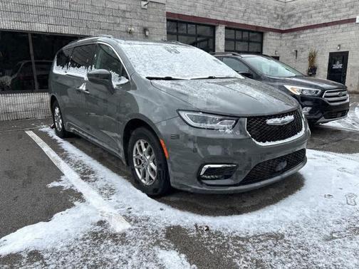 2021 Chrysler Pacifica Touring