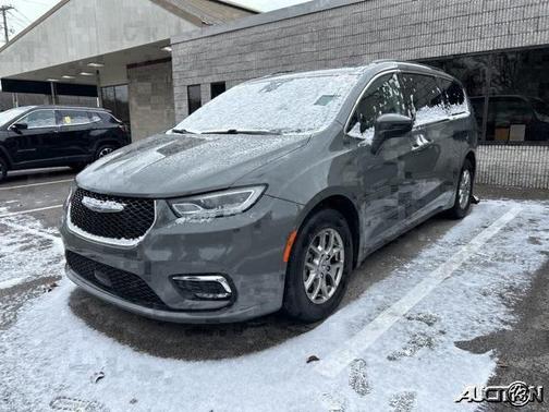 2021 Chrysler Pacifica Touring
