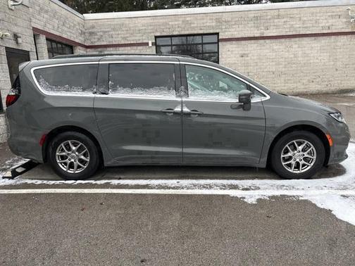 2021 Chrysler Pacifica Touring