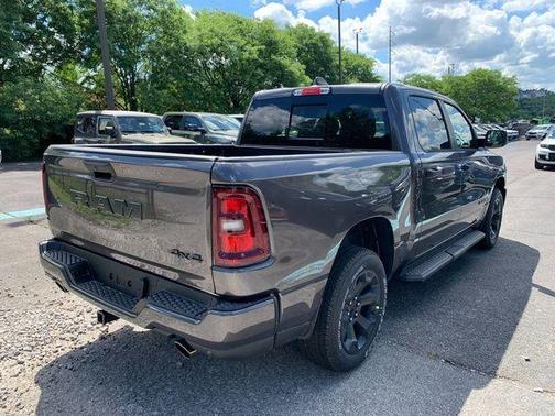 Granite Crystal Clearcoat Metallic 2026 RAM 1500 Express