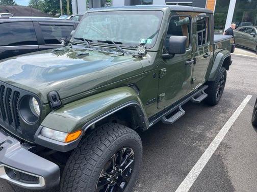 Sarge Green Clearcoat 2021 Jeep Gladiator Sport