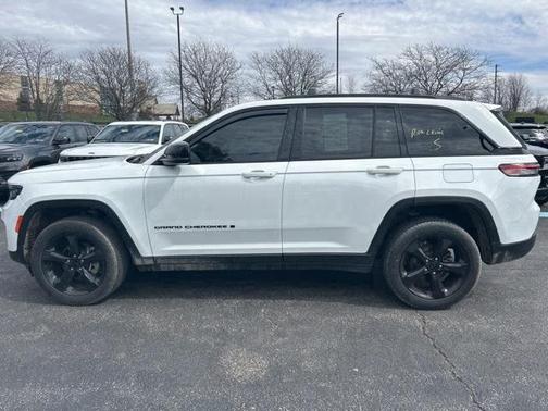 2023 Jeep Grand Cherokee Altitude