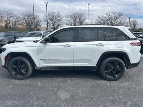 2023 Jeep Grand Cherokee Altitude