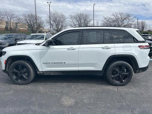 2023 Jeep Grand Cherokee Altitude