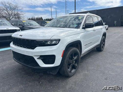 2023 Jeep Grand Cherokee Altitude