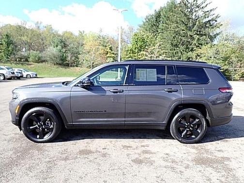 2023 Jeep Grand Cherokee L Laredo