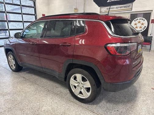 2022 Jeep Compass Latitude