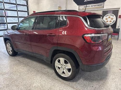 2022 Jeep Compass Latitude