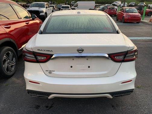 White 2019 Nissan Maxima 3.5 S