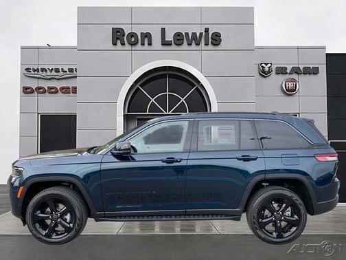 Fathom Blue Pearlcoat 2027 Jeep Grand Cherokee Limited