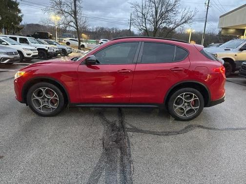 2019 Alfa Romeo Stelvio Base