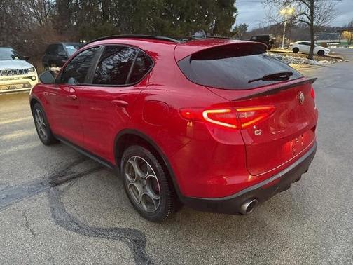2019 Alfa Romeo Stelvio Base