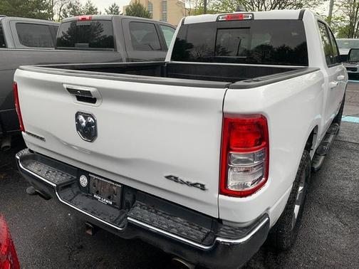 Bright White Clearcoat 2019 RAM 1500 Big Horn