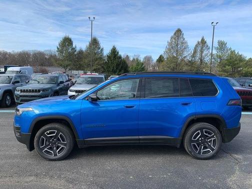 Hydro Blue Pearlcoat 2026 Jeep Cherokee LAREDO/LIMITED
