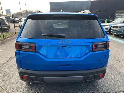 Hydro Blue Pearlcoat 2026 Jeep Cherokee LAREDO/LIMITED