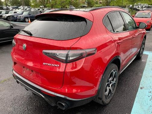 Rosso 2024 Alfa Romeo Stelvio Veloce