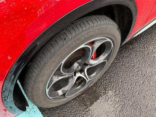 Rosso 2024 Alfa Romeo Stelvio Veloce