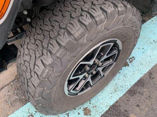 Anvil Clearcoat 2024 Jeep Wrangler Rubicon