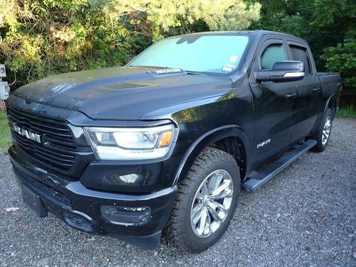 2022 RAM 1500 Laramie Crew Cab 4x2 57' Box