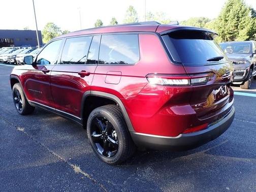 2025 Jeep Grand Cherokee L Laredo