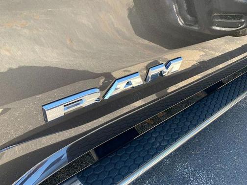 Granite Crystal Clearcoat Metallic 2023 RAM 1500 Big Horn