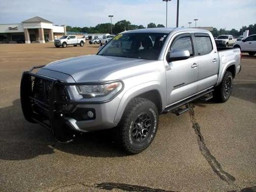 2018 Toyota Tacoma SR5