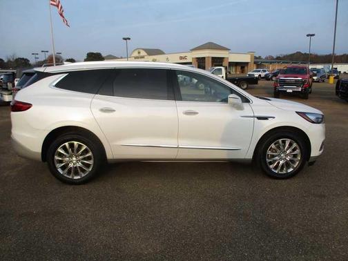 2020 Buick Enclave FWD Essence