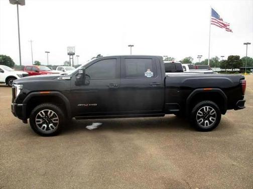 2024 GMC Sierra 2500 AT4