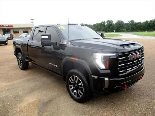 2024 GMC Sierra 2500 AT4