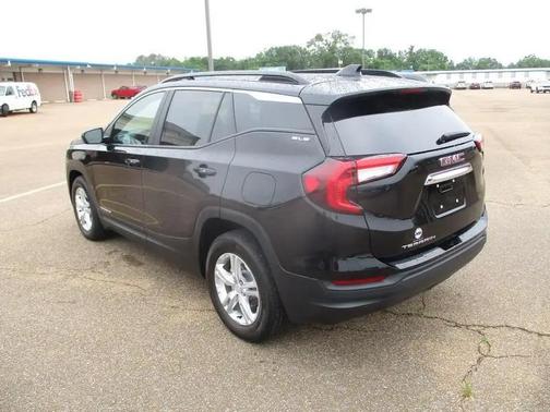 Ebony Twilight Metallic 2022 GMC Terrain SLE