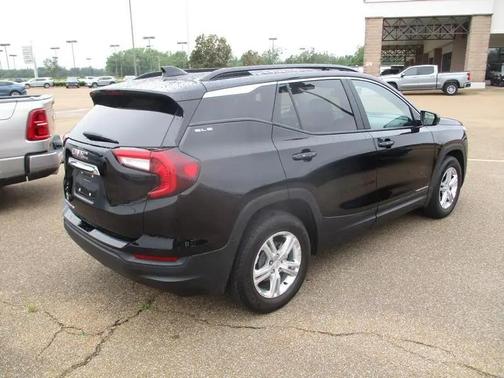 Ebony Twilight Metallic 2022 GMC Terrain SLE