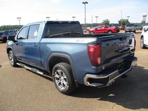 Downpour Metallic 2024 GMC Sierra 1500 SLE