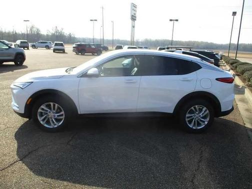 2026 Buick Envista Preferred FWD