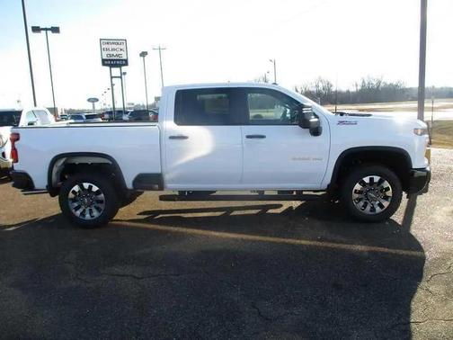 2026 Chevrolet Silverado 2500 Custom