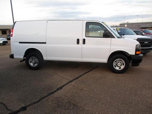 2021 Chevrolet Express 2500 RWD 2500 Regular Wheelbase WT