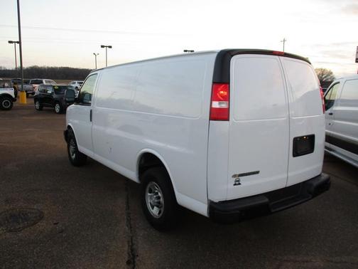 2021 Chevrolet Express 2500 RWD 2500 Regular Wheelbase WT