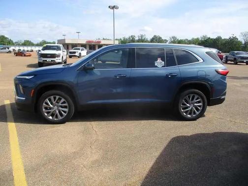 2025 Buick Enclave Preferred FWD