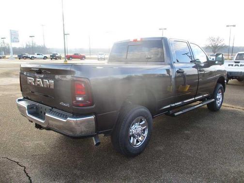 2026 RAM 2500 Tradesman Crew Cab SWB 4WD