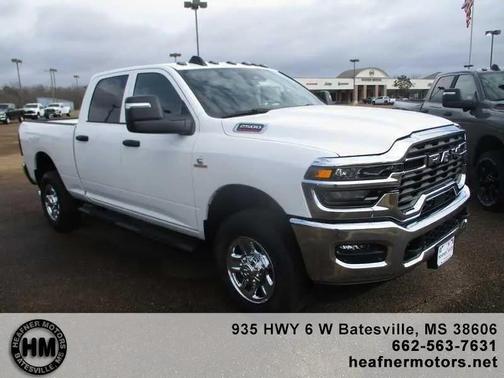 2026 RAM 2500 Tradesman Crew Cab 4x4 6'4' Box