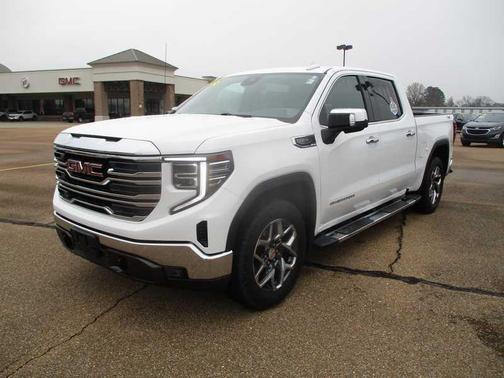 2022 GMC Sierra 1500 SLT