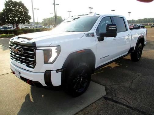2025 GMC Sierra 2500 AT4