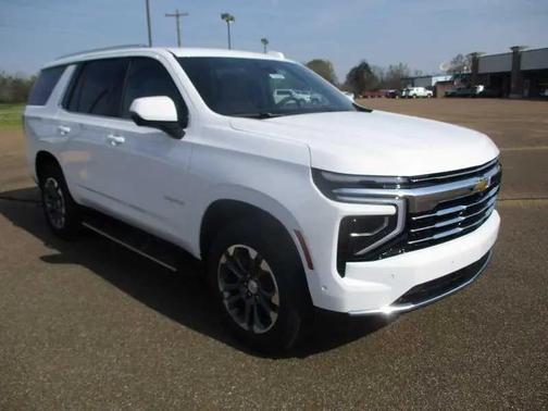 Summit White 2026 Chevrolet Tahoe LT
