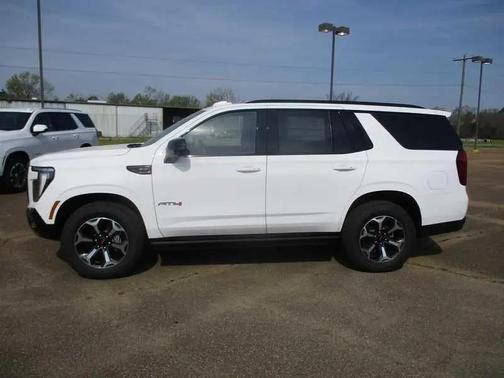 Summit White 2026 GMC Yukon 4WD AT4 Ultimate