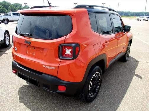 2016 Jeep Renegade Trailhawk