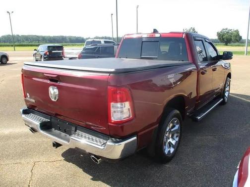 Delmonico Red Pearlcoat 2022 RAM 1500 Big Horn/Lone Star