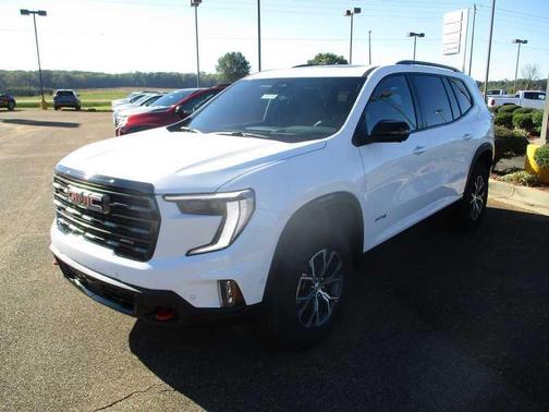 2026 GMC Acadia AWD AT4